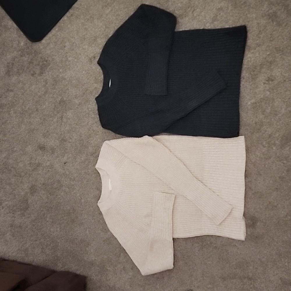 **BUNDLE** WOMENS Sweater Shirt Two Comfortable Warm Stylish